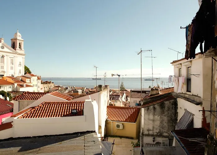 Apartament Best Terrace River View Apt In Alfama