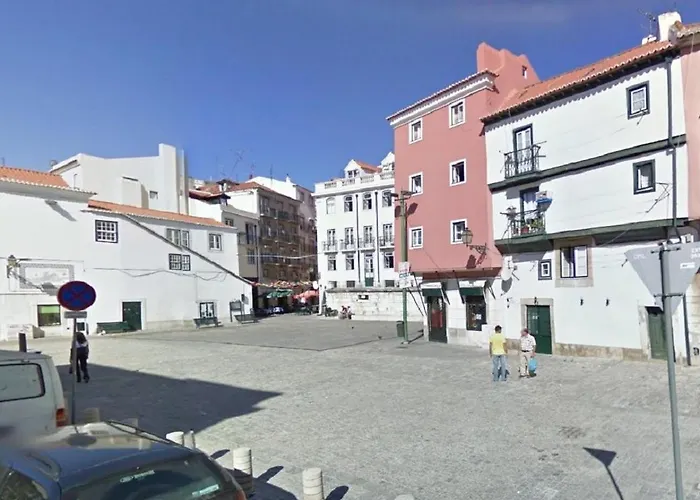 Best Terrace River View Apt In Alfama Apartament *
