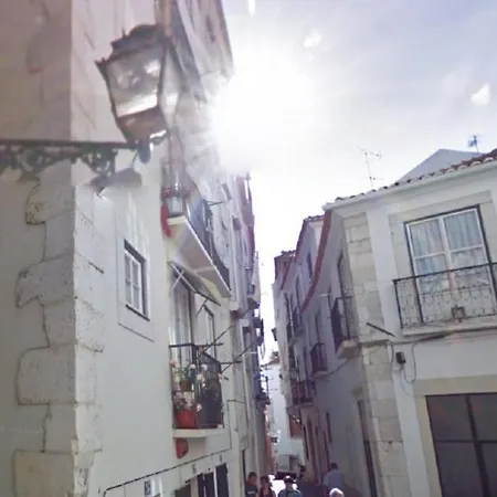Best Terrace River View Apt In Alfama